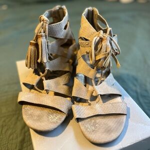 Sam & Libby Tan Lace-Up Sandals